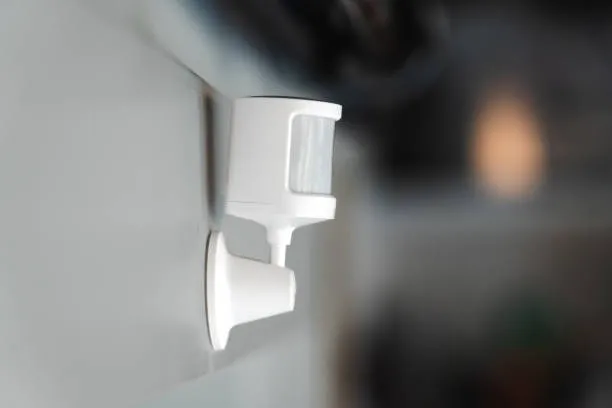 Câmera com sensor de presença